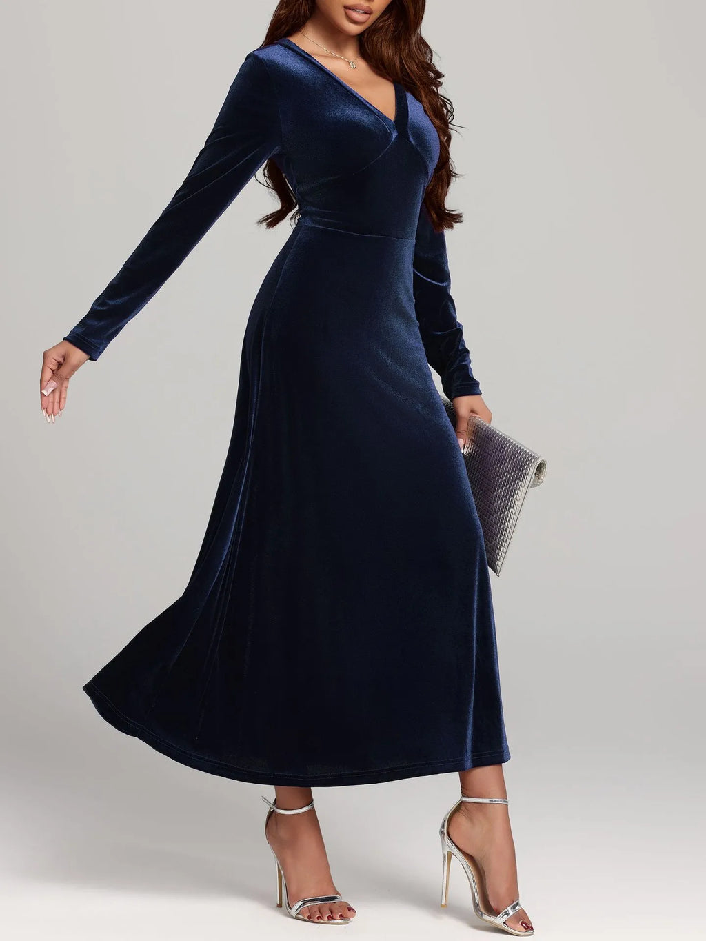 Elegant V-Neck Velvet Evening Dress - Long Sleeve Party Dress