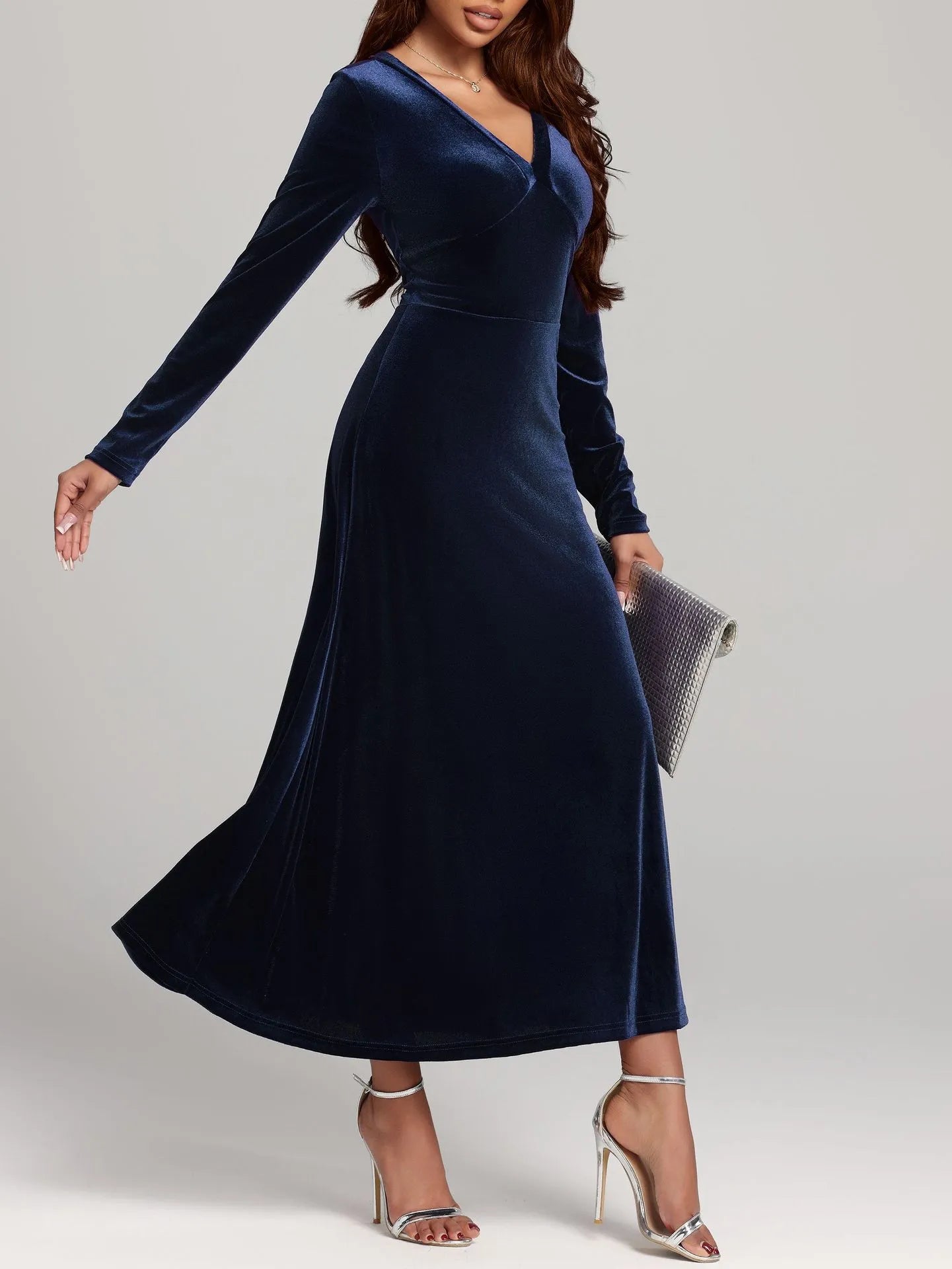 Elegant V-Neck Velvet Evening Dress - Long Sleeve Party Dress
