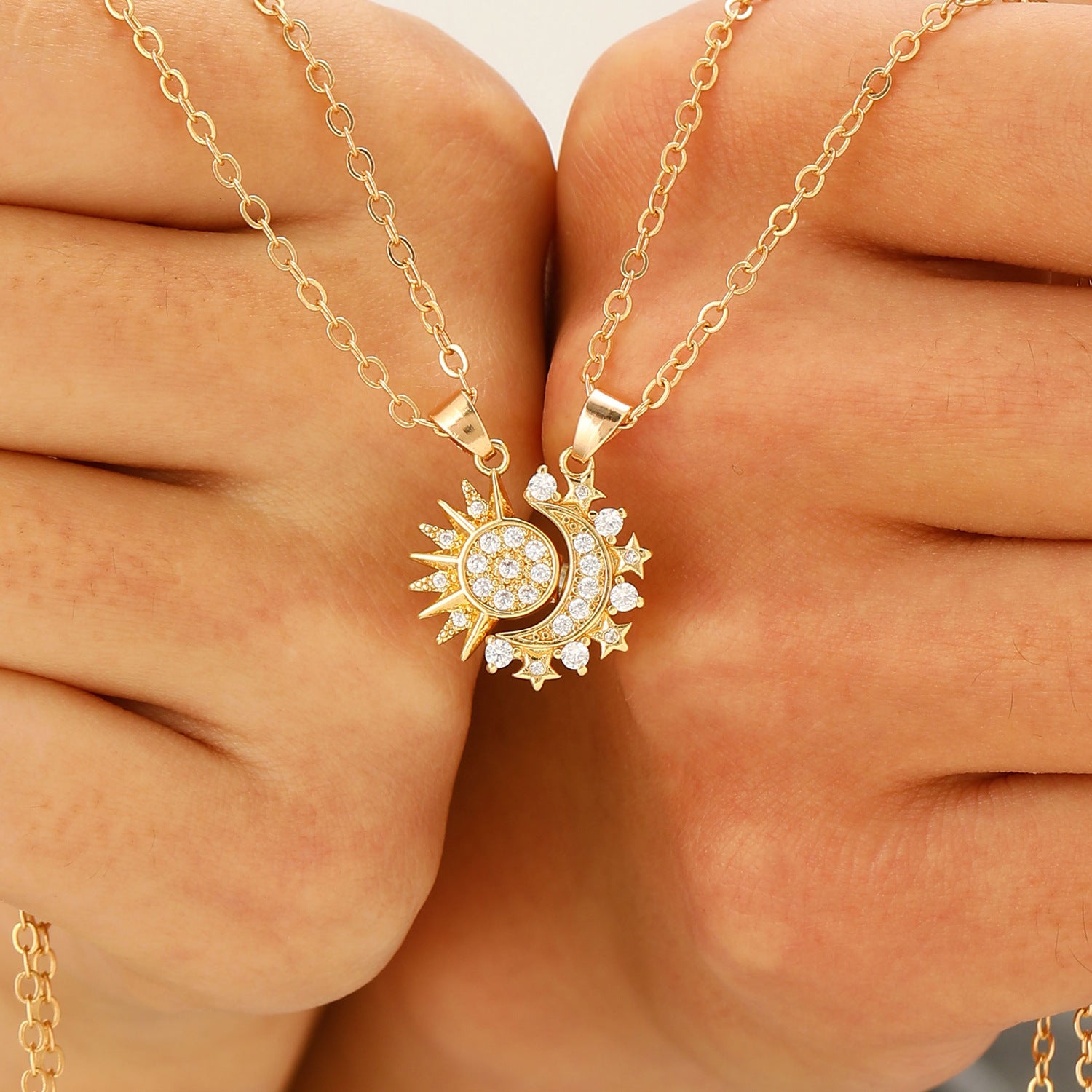 Magnetic Sun & Moon Couple Necklace – Matching Love Pendants for Lovers