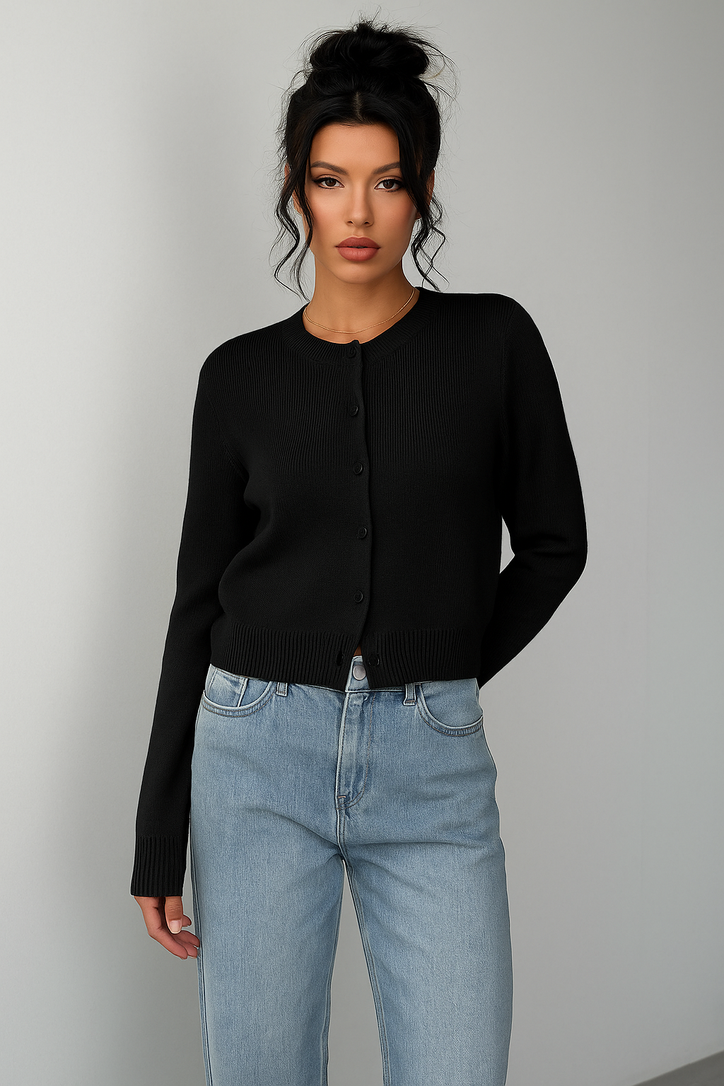 Chic Knit Cardigan – Slim Cropped Sweater for Women